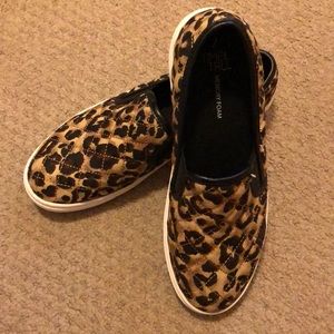 Time and Tru leopard slip-on’s